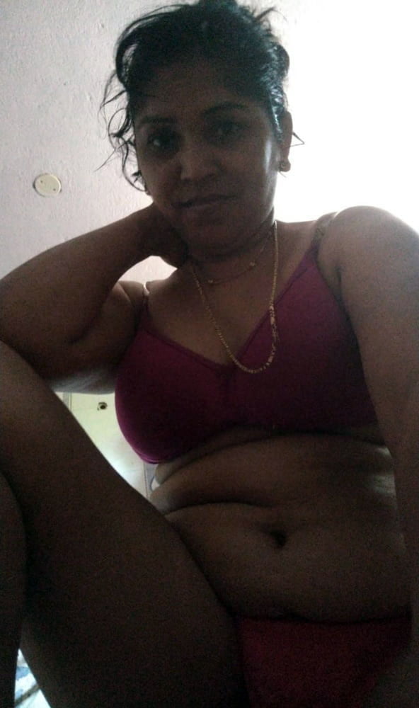 Tamil MOM Nude selfies matured wife #86270944