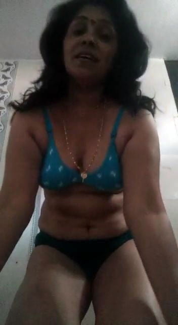Tamil MOM Nude selfies matured wife #86276681
