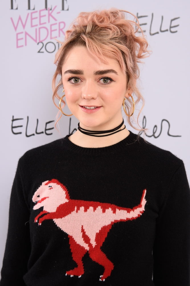 Cute and Sexy Maisie - 2018 #100893508