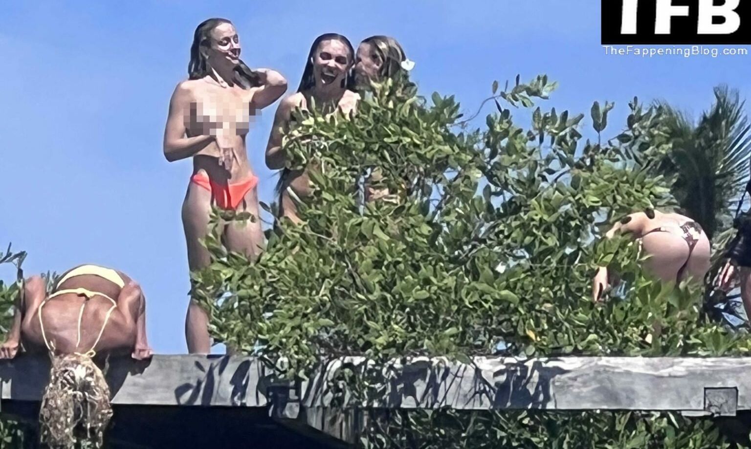 Emma Brooks nude #108034916