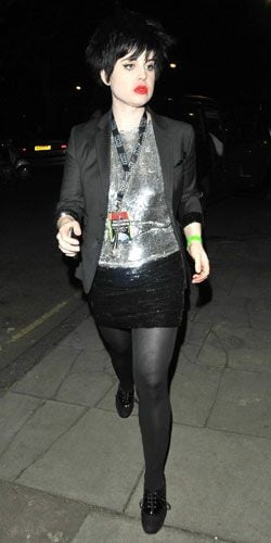 Kelly osbourne
 #82366153