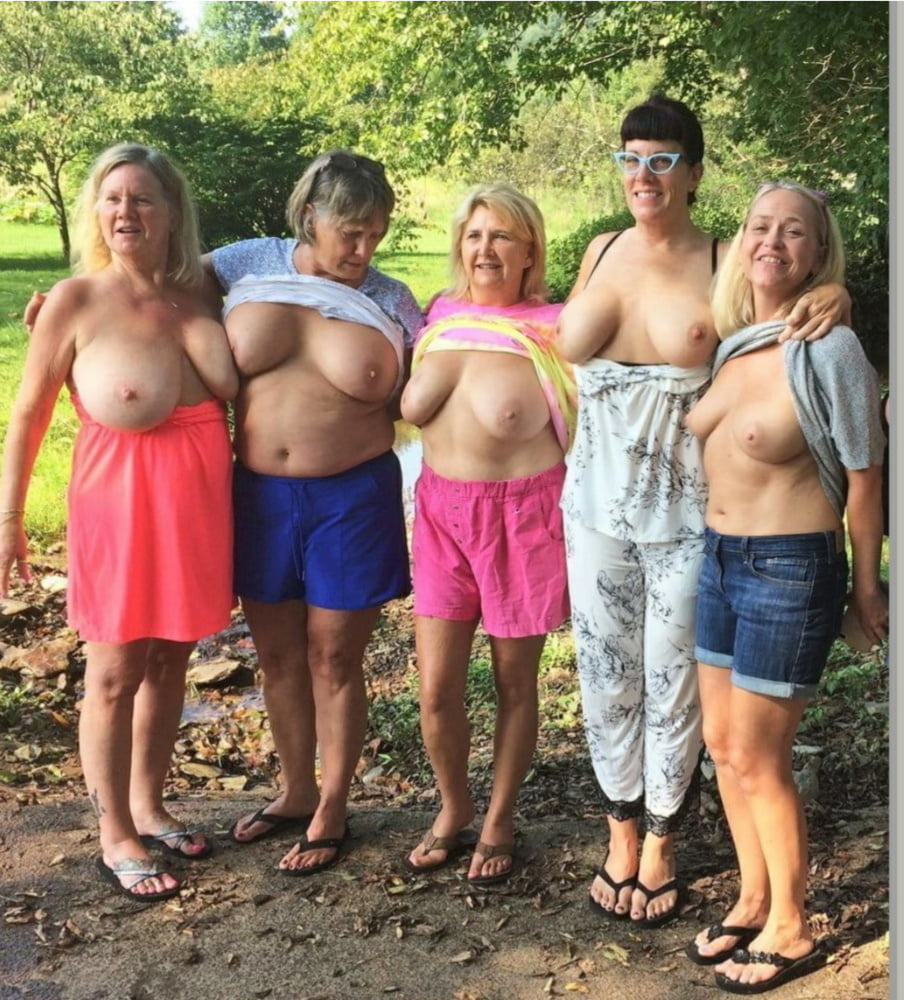 Mujeres al azar 3
 #94875957