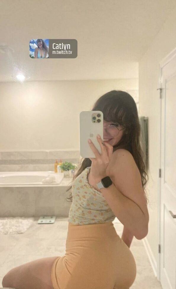 Catlyn Crespo desnuda #108777172