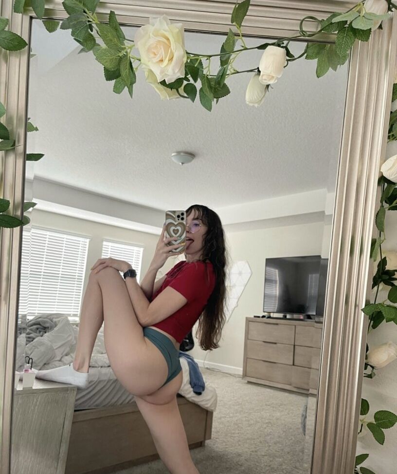 Catlyn Crespo desnuda #108777210