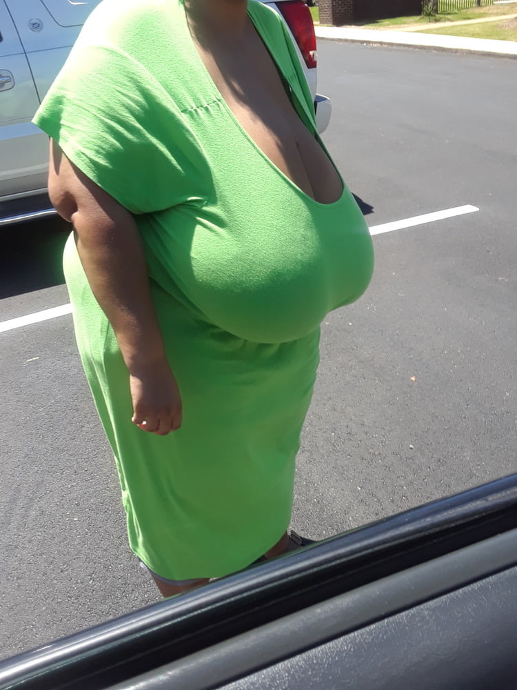 Große bouncy boobs3
 #93487283
