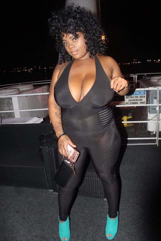 Große bouncy boobs3
 #93487491