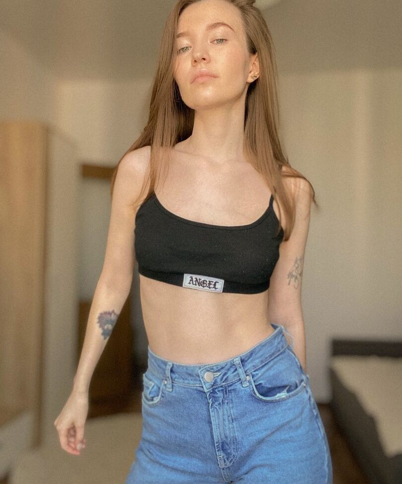 Lily_mint nackt #108201200