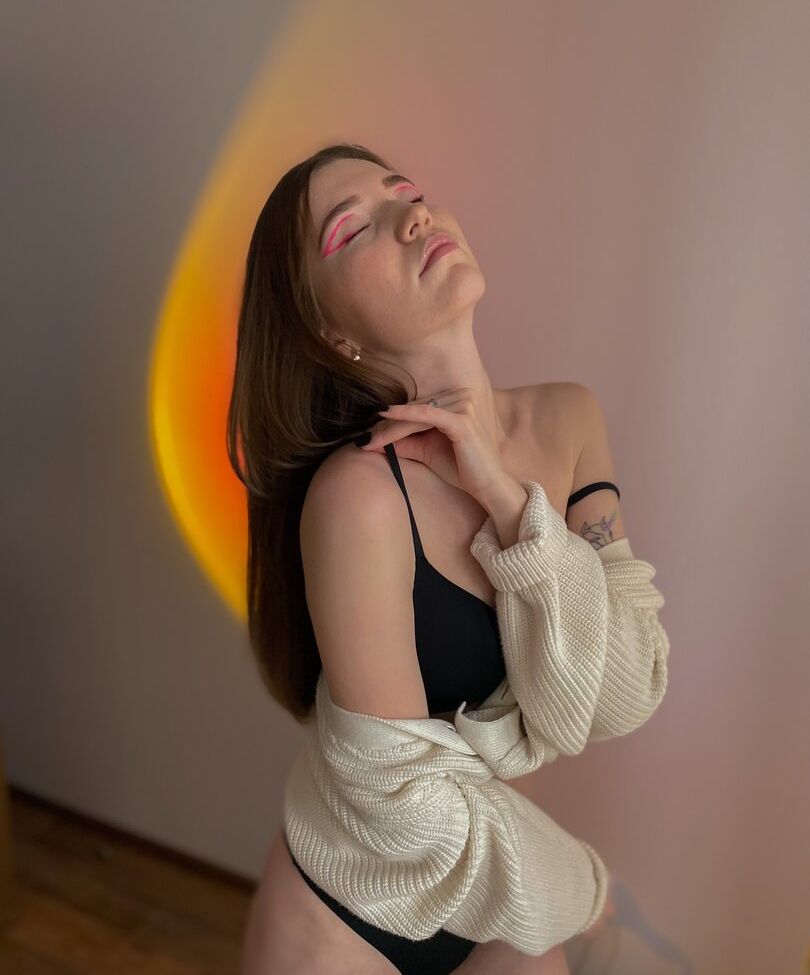 Lily_mint nackt #108201229