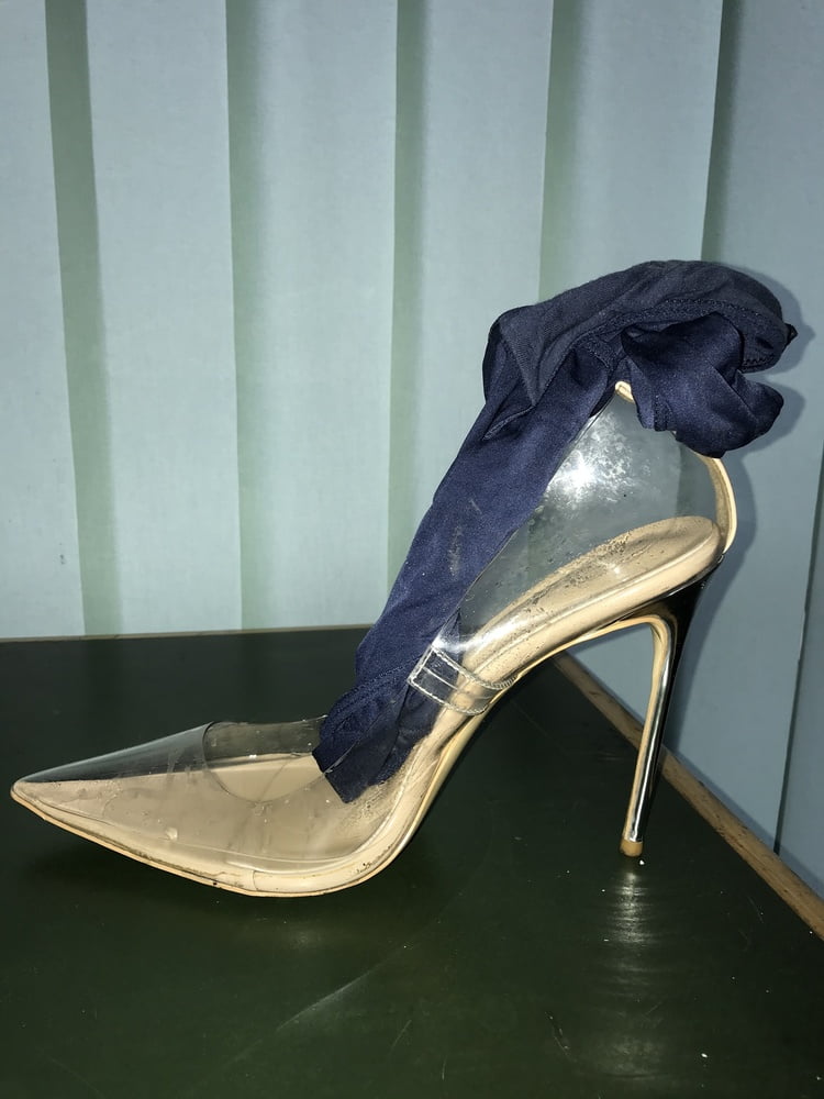 Spermawalk - parkplatz fuer herrn jochen
 #80441261