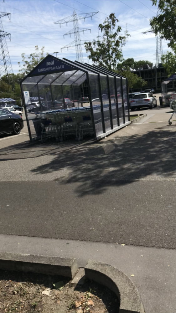 Spermawalk - parkplatz fuer herrn jochen
 #80441267