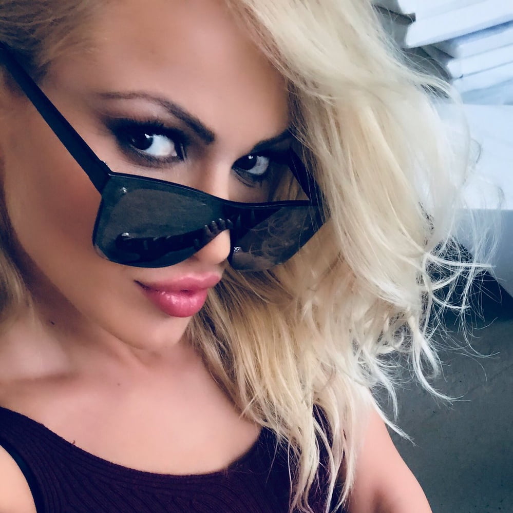 ¡Bésame, cereza!
 #104270135