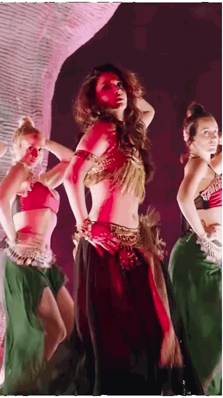 Gifs de actrices indias (2)
 #105452186