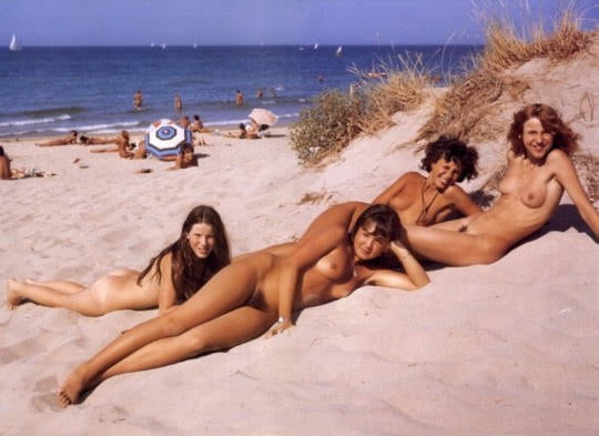 Naked Vintage Girls 49 #105078444