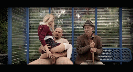 GIFS TROVATI IN RETE #103300627