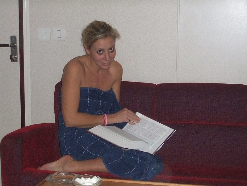 Ihre Mutter milf dumme Hure ist eine exponierte Webwhore cumslut
 #98240512