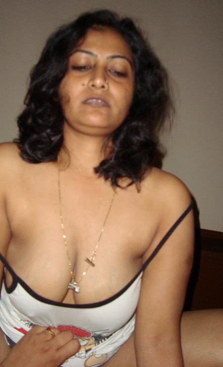 Sandhya Hot South Indian Wife #96568864