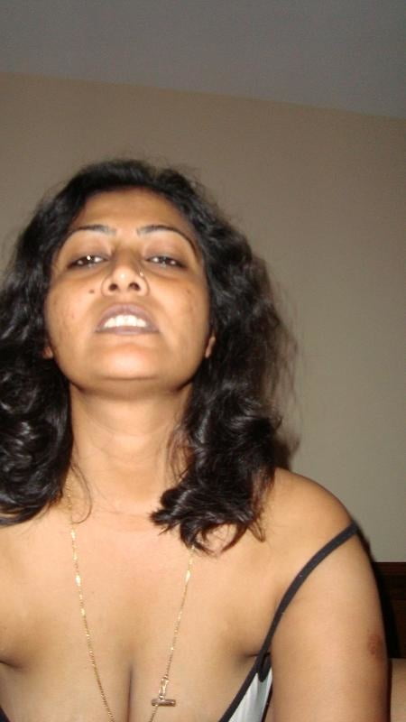 サンディヤ ホットな南インドの妻
 #96568947