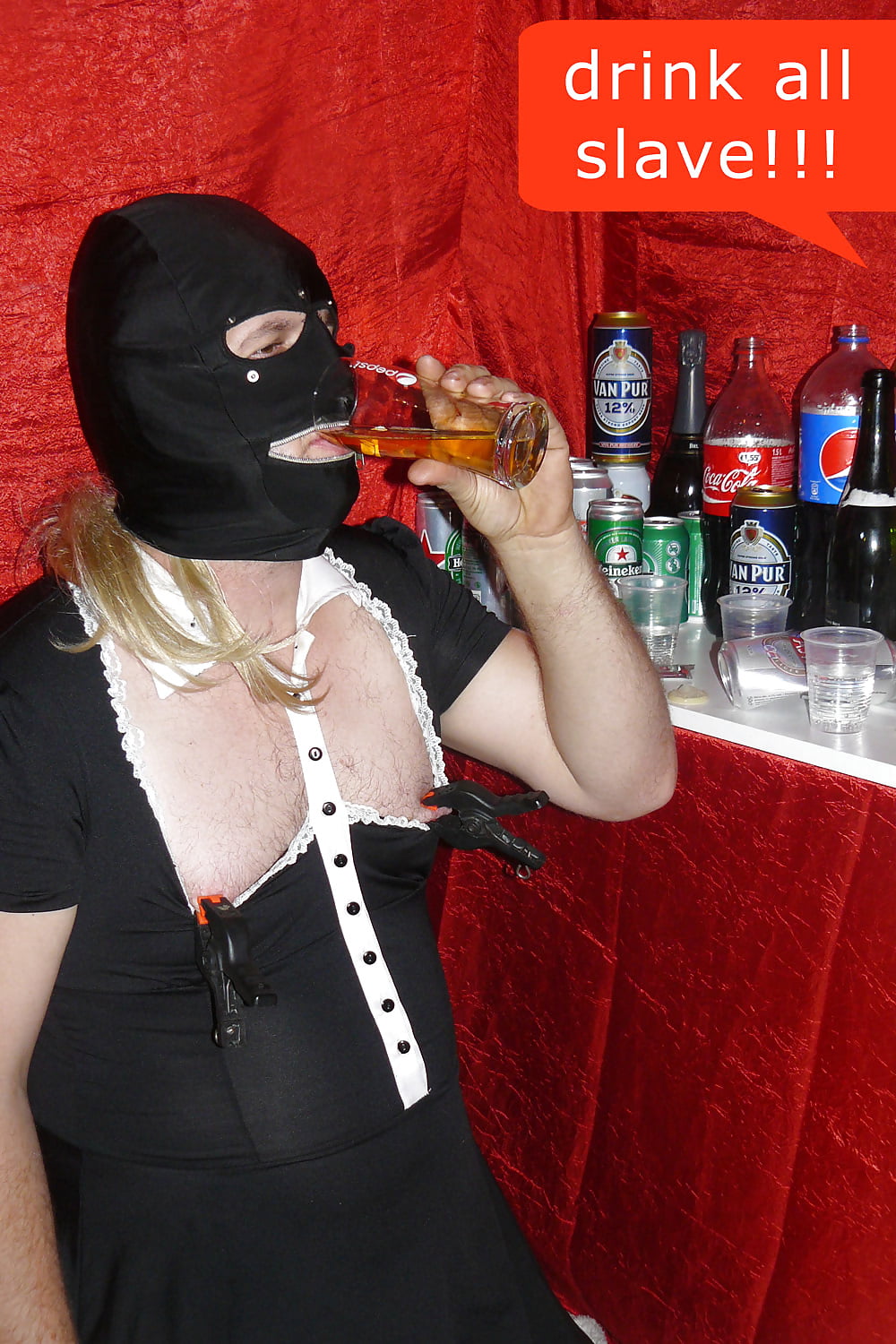 Sissy slut in bar
 #106666656