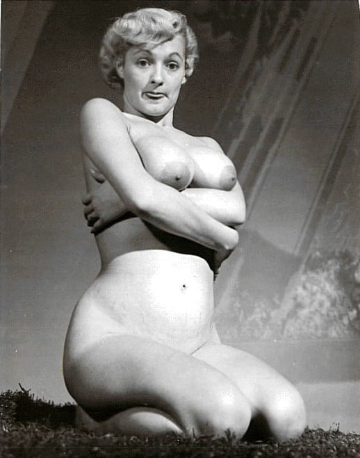 Donna brown, modello vintage del 1950
 #105121959