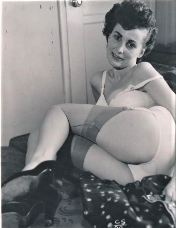 Donna brown, vintage 1950's model
 #105122199