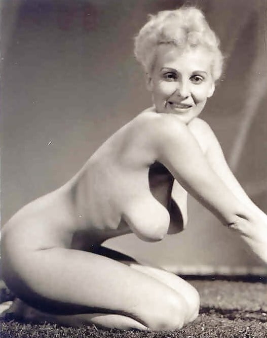 Donna brown, modelo vintage de los años 50
 #105122277