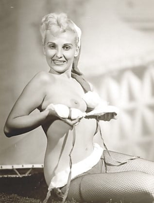 Donna brown, vintage 1950's model
 #105122645