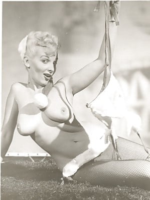 Donna brown, modelo vintage de los años 50
 #105122646