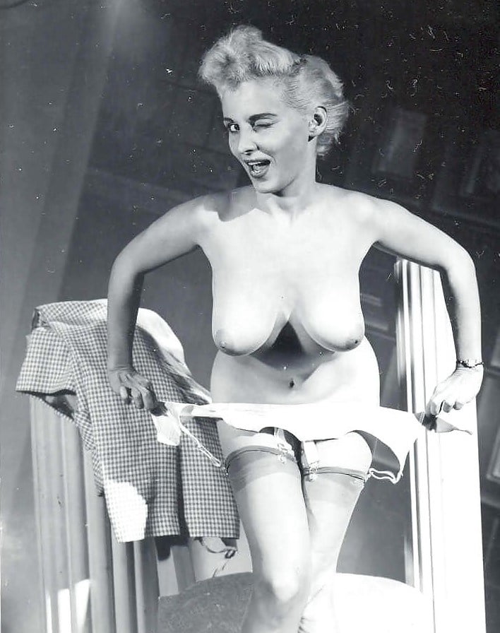 Donna brown, modello vintage del 1950
 #105122686