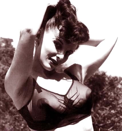 Donna brown, vintage 1950's model
 #105122747