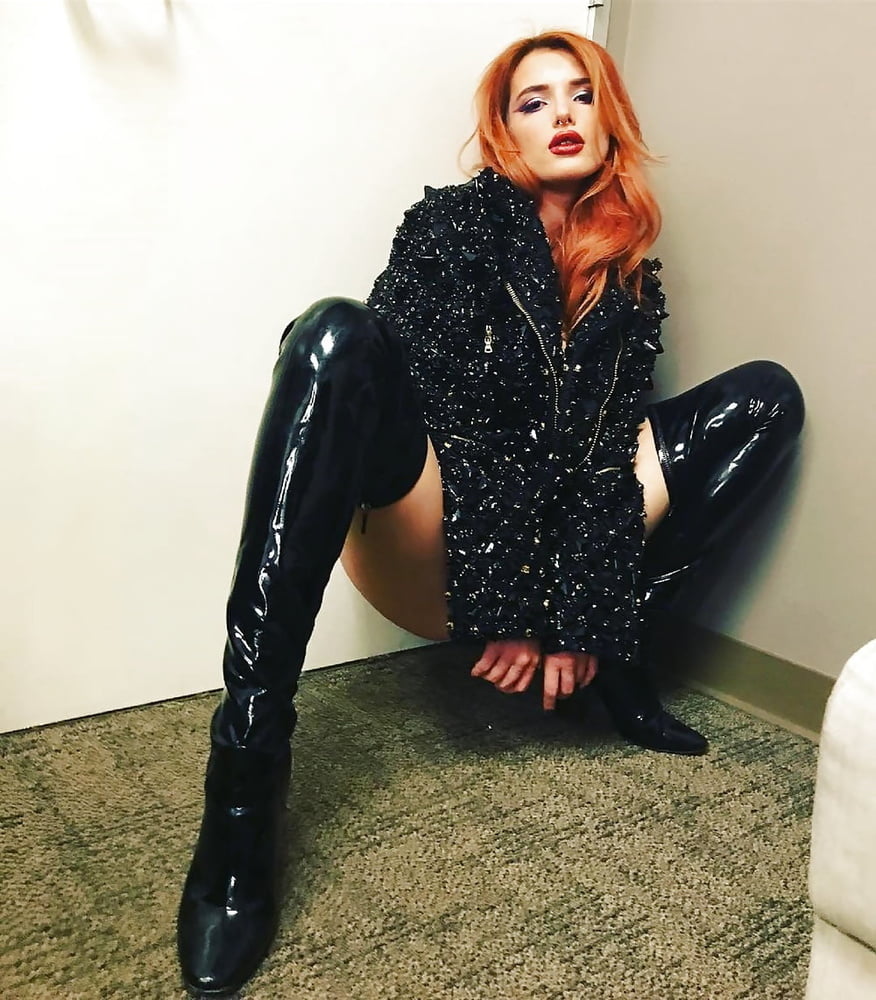 Bella Thorne Hot Pics #105607839