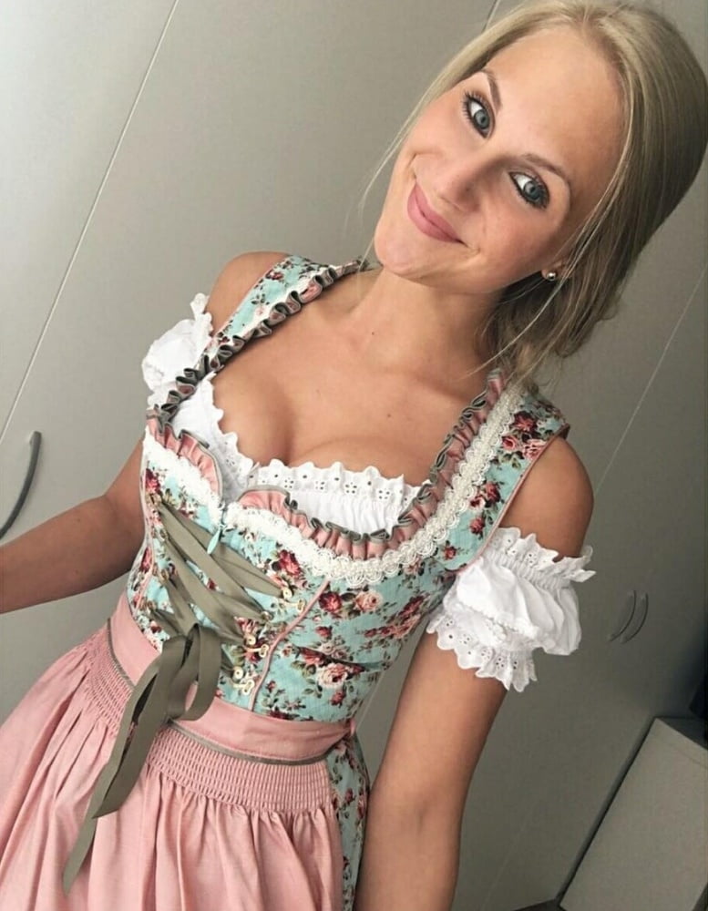 Sexy Dirndl Girls 368 #81234628