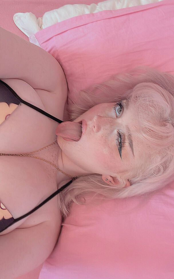 Sara Deline desnuda #108099197