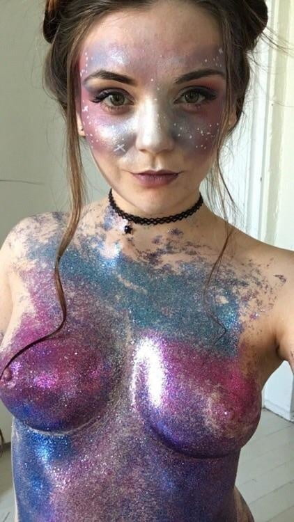 Festival de putas
 #89814425