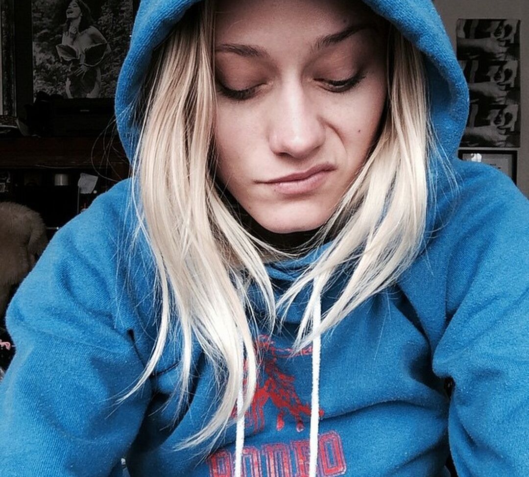 Olivia Taylor Dudley desnuda #109816871