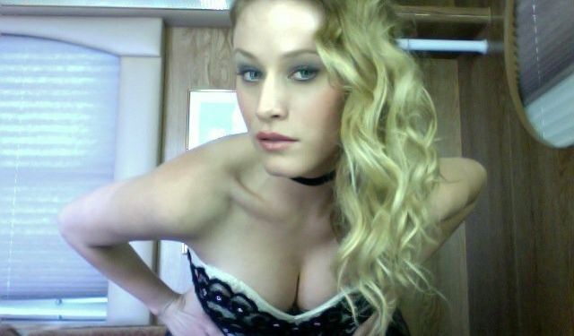 Olivia Taylor Dudley desnuda #109816888