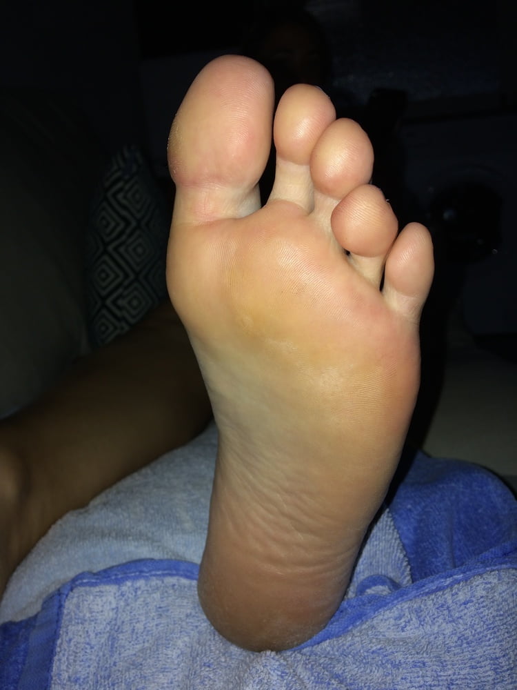 I piedi della mia ragazza
 #89829503