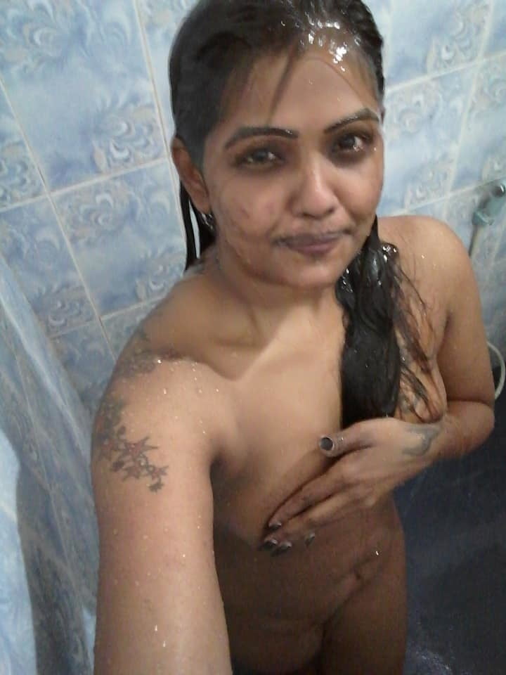 Sharmi kumar sri lankan iron lady . lei è inarrestabile
 #98590438