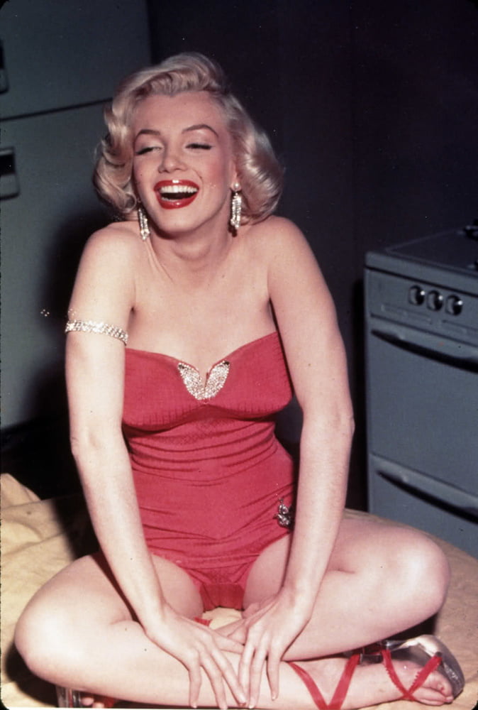 Marilyn Monroe Goddess #103468486