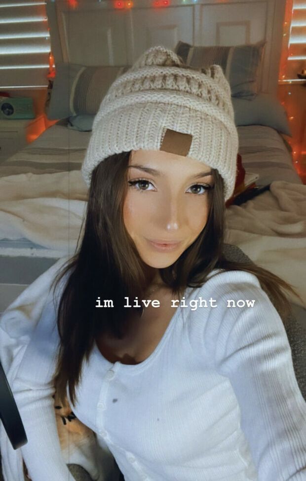 Taylor Alesia nackt #107878638