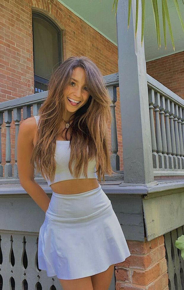 Taylor Alesia nackt #107878693