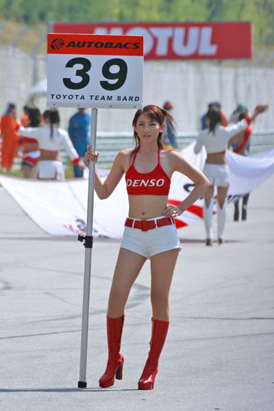 Verschiedene Modelle
 #89435975