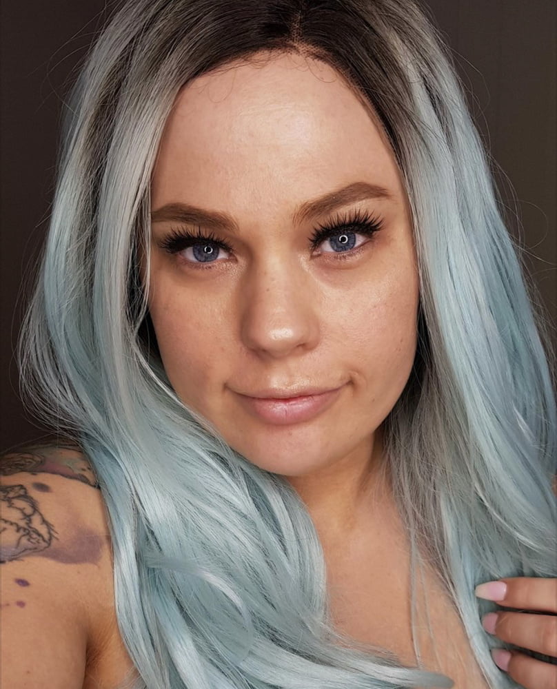 Celulitis diosas 3
 #93373604