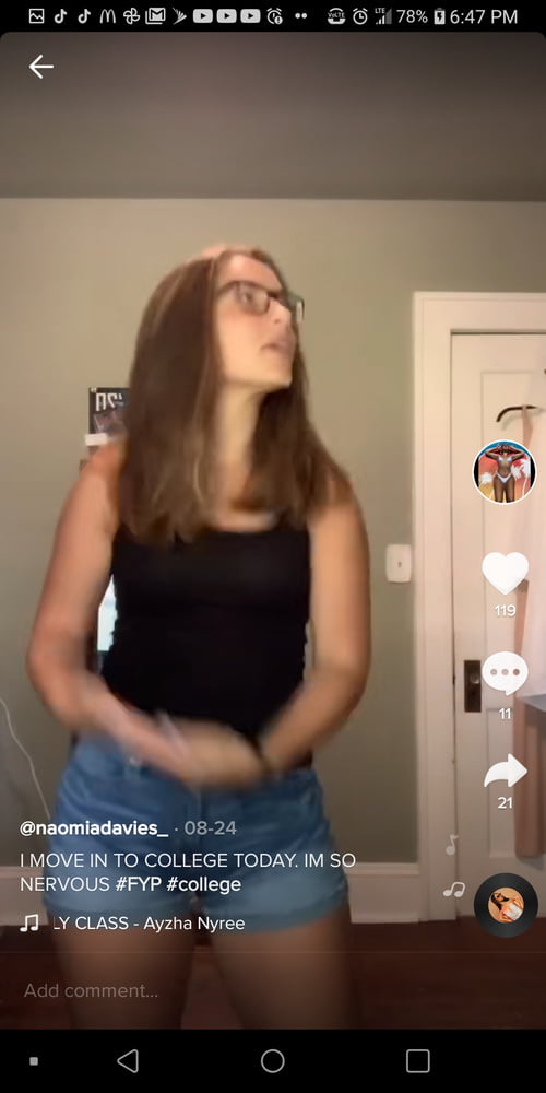 Tik Tok Females:#12 #81016109