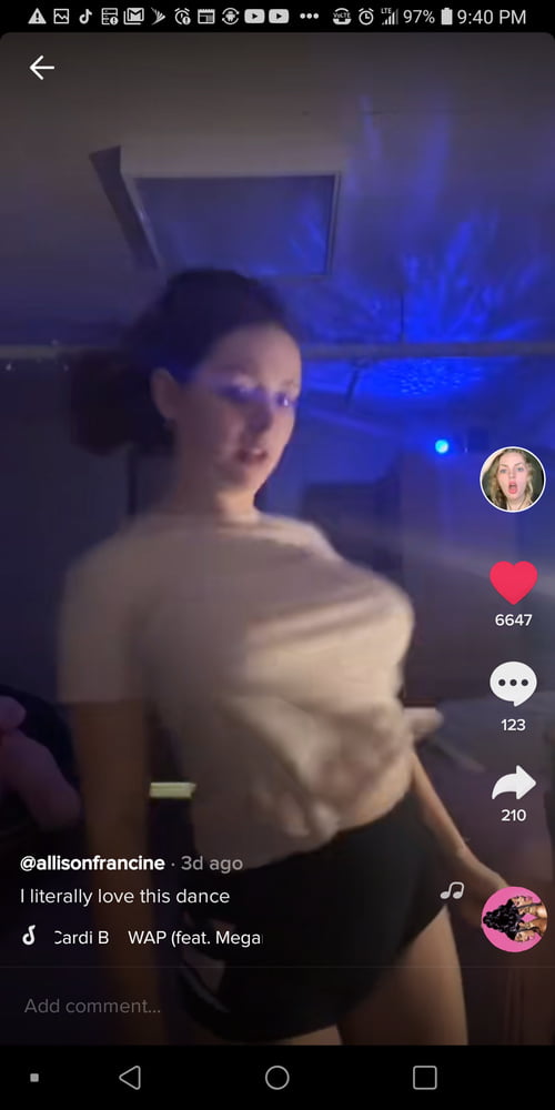 Tik Tok Females:#12 #81016170