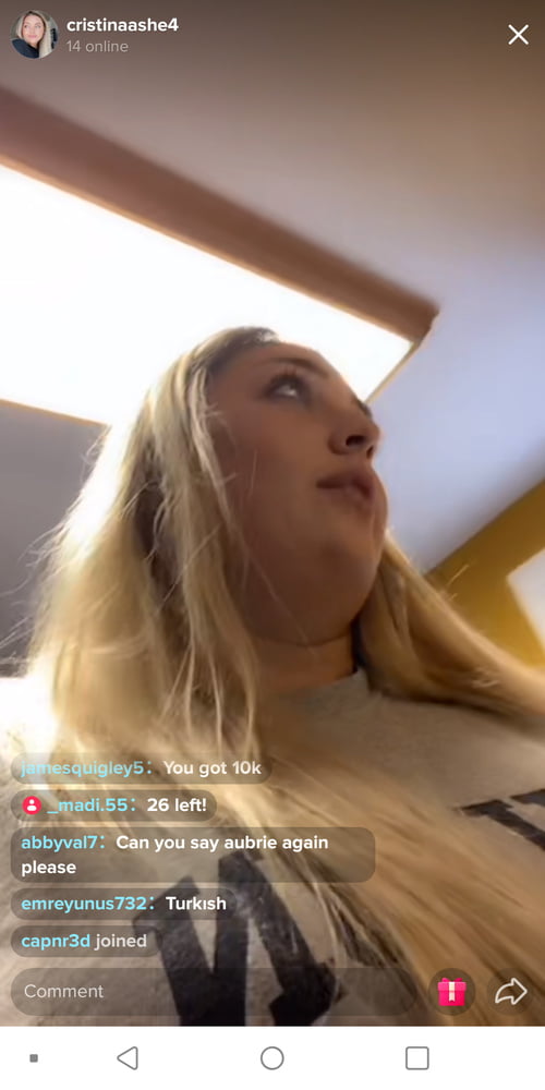 Tik Tok Females:#12 #81016252