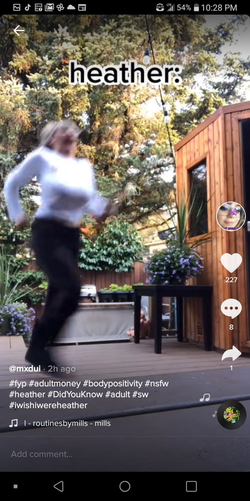 Tik Tok Females:#12 #81016330