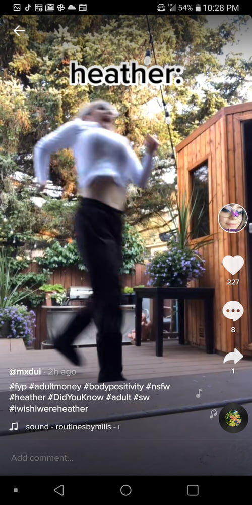 Tik Tok Females:#12 #81016335