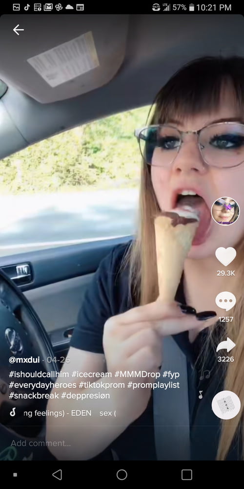 Tik Tok Females:#12 #81016360