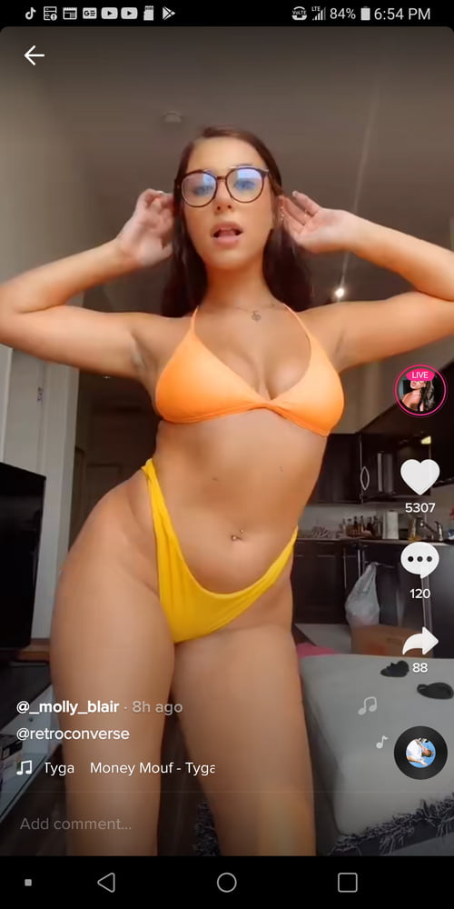 Tik Tok Females:#12 #81016414
