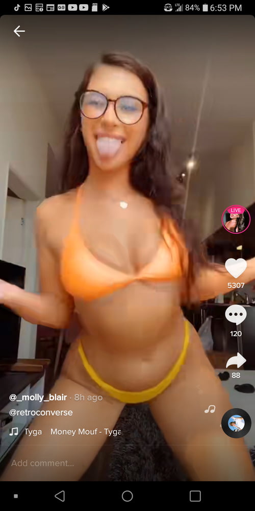 Tik Tok Females:#12 #81016417